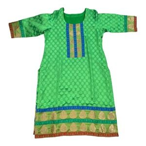 Women's Bright Green Half Sleeve Kurti